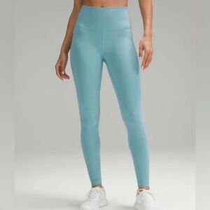 Lululemon Wunder Train High-Rise- Size 6. Excellent condition. 28”